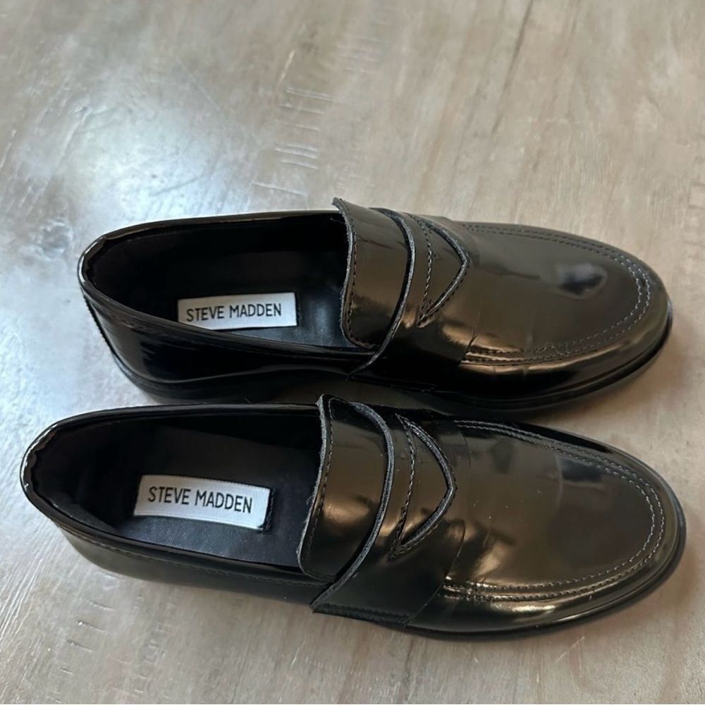 Steve Madden chunky, black patten loafers. - Picture 7 of 7